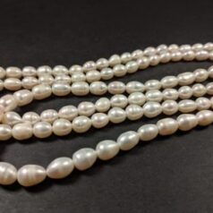 Fresh Water Pearl A Quality Oval, Round 7-8 mm Natural