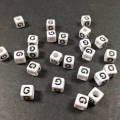 Plastic Beads G