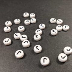Plastic Beads J Round