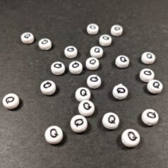 Plastic Beads Q Round