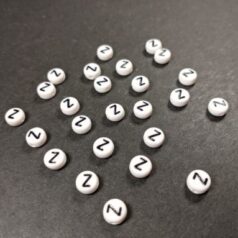 Plastic Beads Z Round