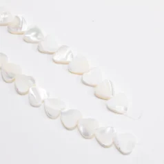 Heart White Shell 12mm