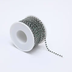 Emerald Rhinestone Banding Size 10 (approx. 2.7-2.8mm)