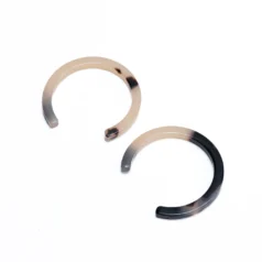 Acrylic Rectangle 30mm no pin White Lepard