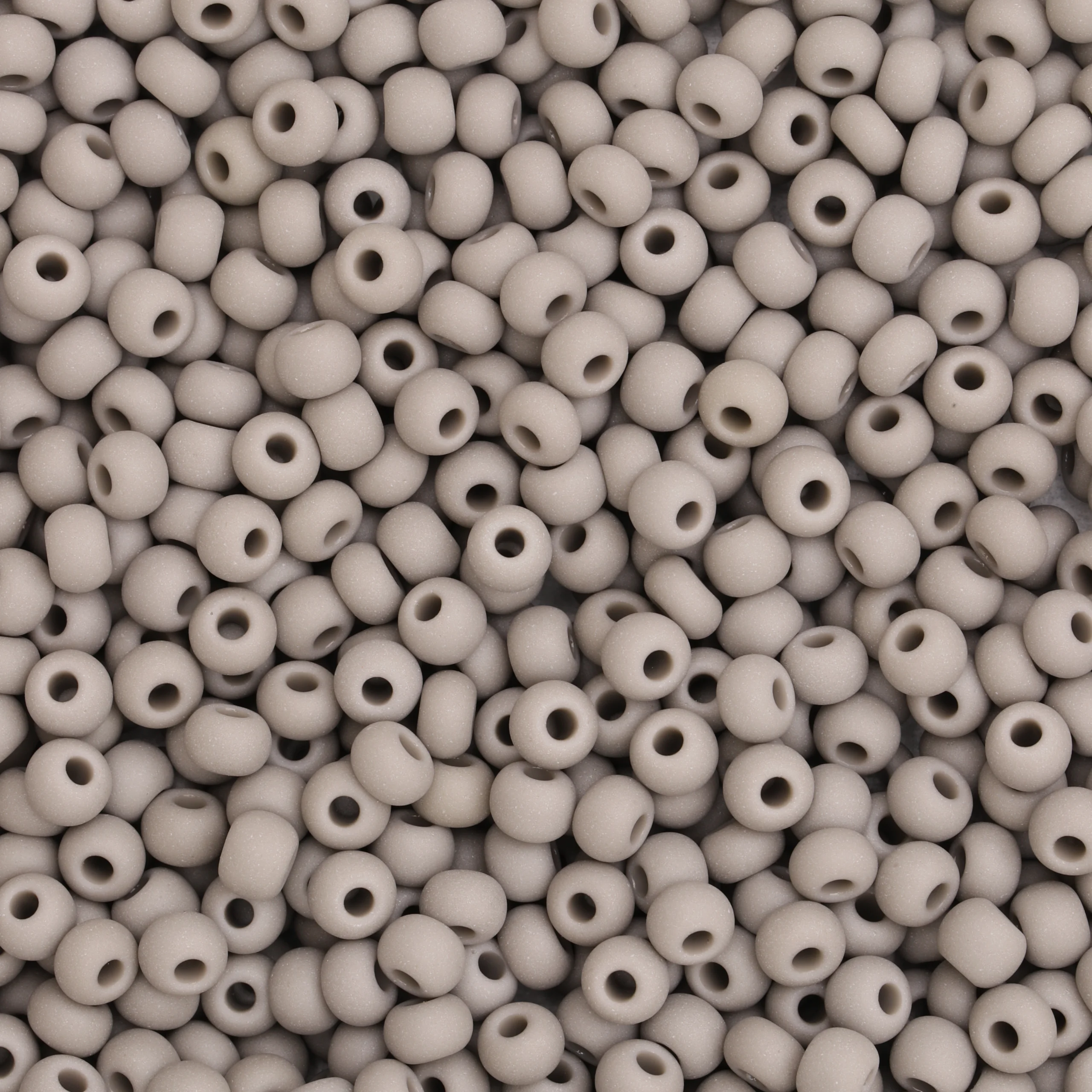 Czech Seed Beads, 6/0 – Opaque Matt Gray (loose)