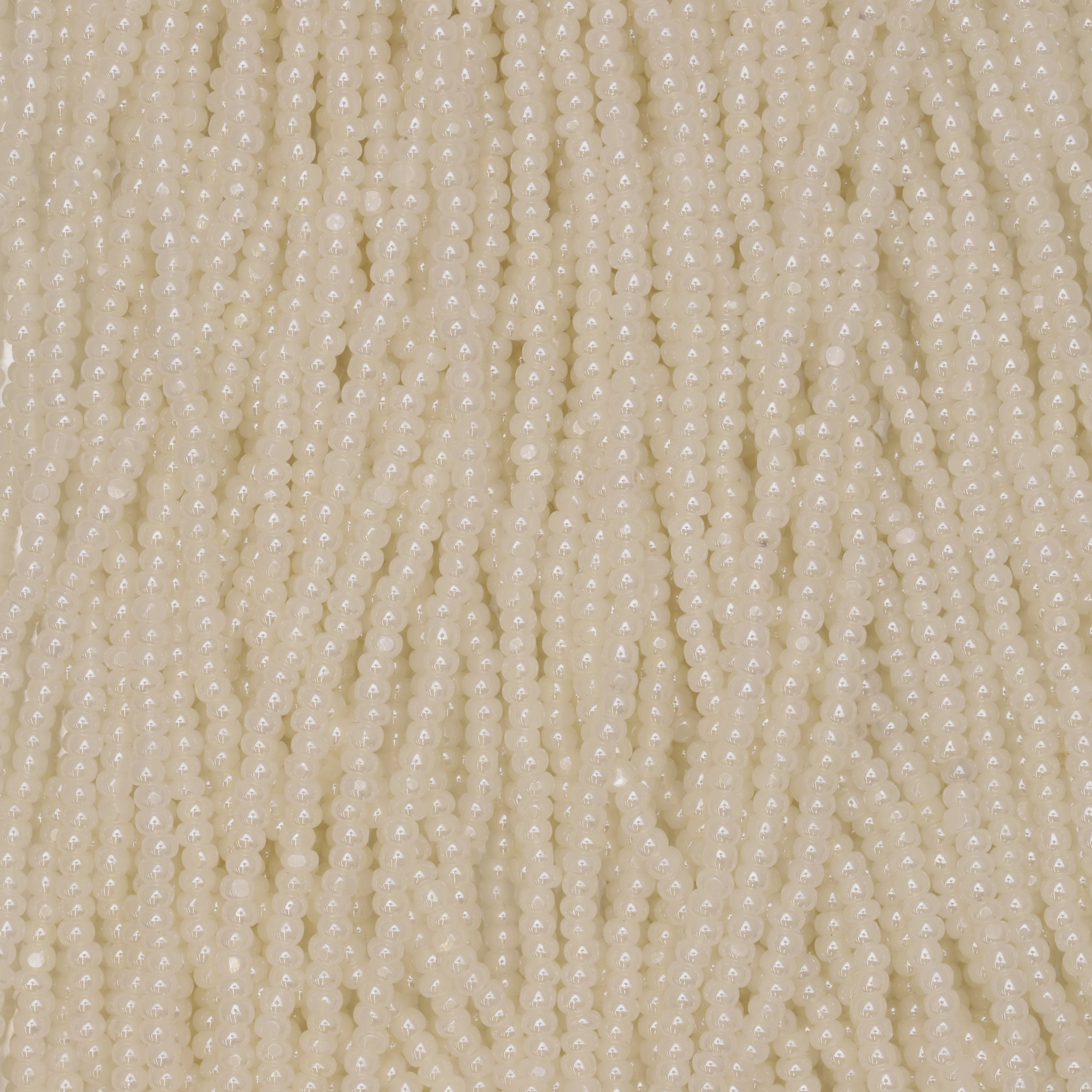Czech Seed Beads, 11/0, Charlotte – Pearlized Shell (strung)