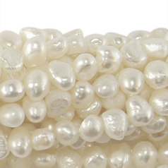 Pearls, Flat Side Potato 8-9mm - White