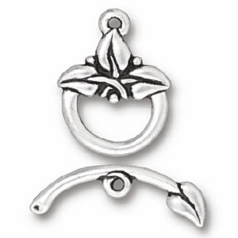 Tierracast Pewter 3 Leaf Toggle Clasp, 18.5x13.5mm Loop 21.25mm Bar - Antique Silver