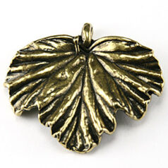 Pendant, B&B Benbassat Pewter 35x40mm Oak Leaf - Antique Brass