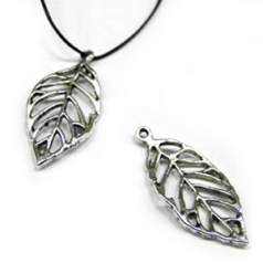 Leaf Charm in Silver Finish, 23x13mm