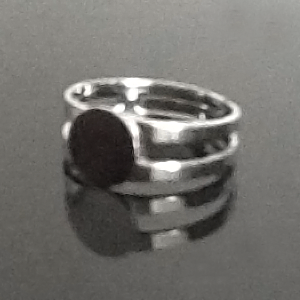 Ring,  9mm Adjustable Finger Ring with 9mm Round Flat Disc - Rhodium Plated Brass