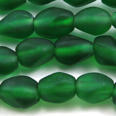 Beads, Glass Beads, 12x9mm Oval Twist Transparent matte, EMERALD