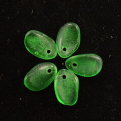 Beads, Glass Beads, 10x6mm Leaf Drop, EMERALD