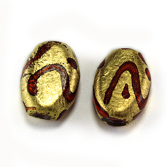 Bead, Lampwork Glass, 14x10mm Flat Oval shape with Goldfoil and Elegant design of Red color glass (Hole Size 2.5mm)