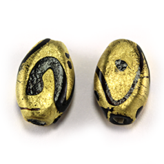 Bead, Lampwork Glass, 14x10mm Flat Oval shape with Goldfoil and Elegant design of Jet color glass (Hole Size 2.5mm)