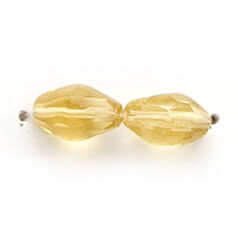 9x6mm Faceted Oval (hole size:1.2mm), Light Topaz