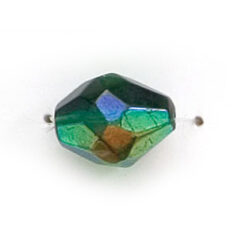 13x10mm Faceted Oval (hole size:1.3mm), Emerald AB