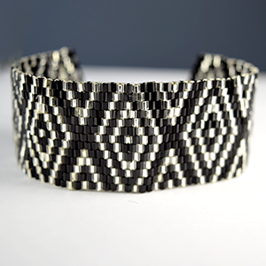 High Fashion Hand Made Bracelet created with Miyuki Delica Beads, width 28mm