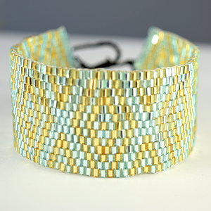 High Fashion Hand Made Bracelet created with Miyuki Delica Beads, width 28mm